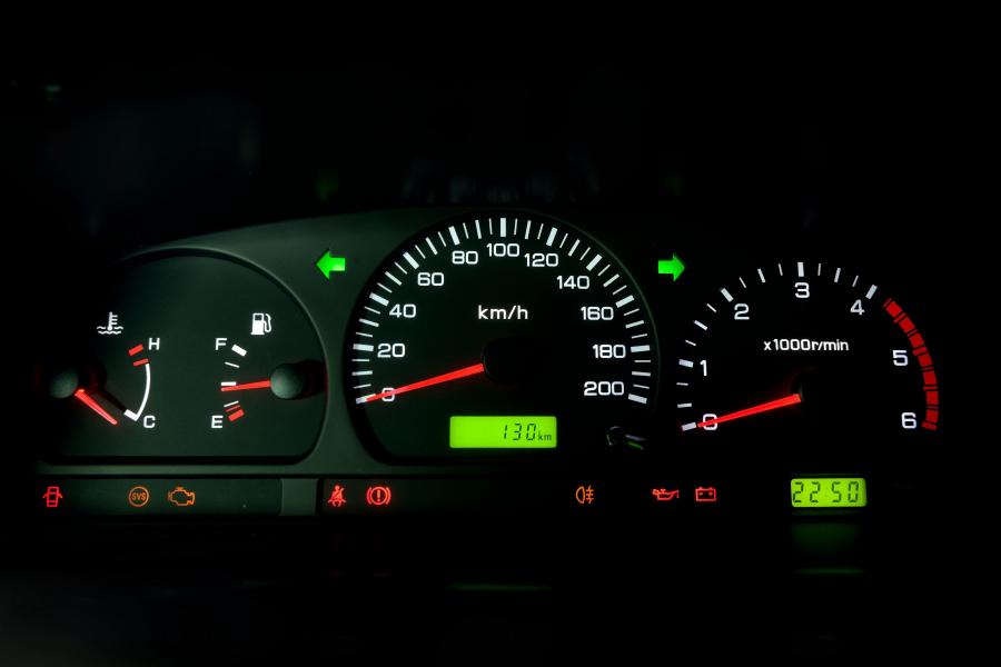 Панель приборов DongFeng Rich Ruiqi (ZN6492) 2006 года  (фото 2 из 8)